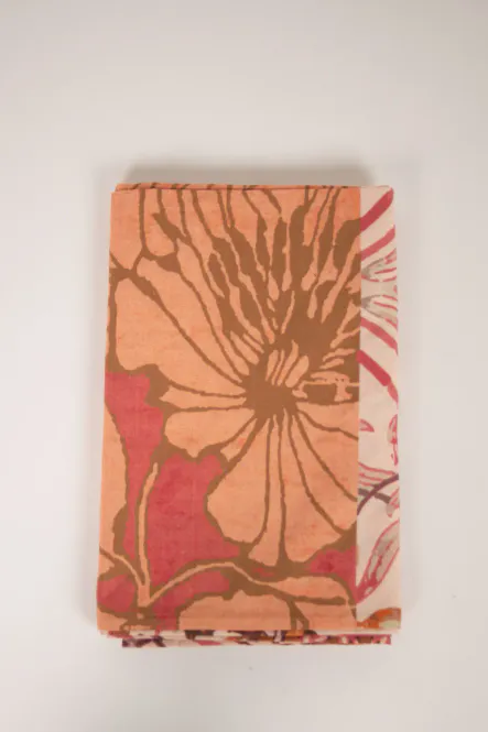 Hovedbilde Arielle duk 140x300 cm 