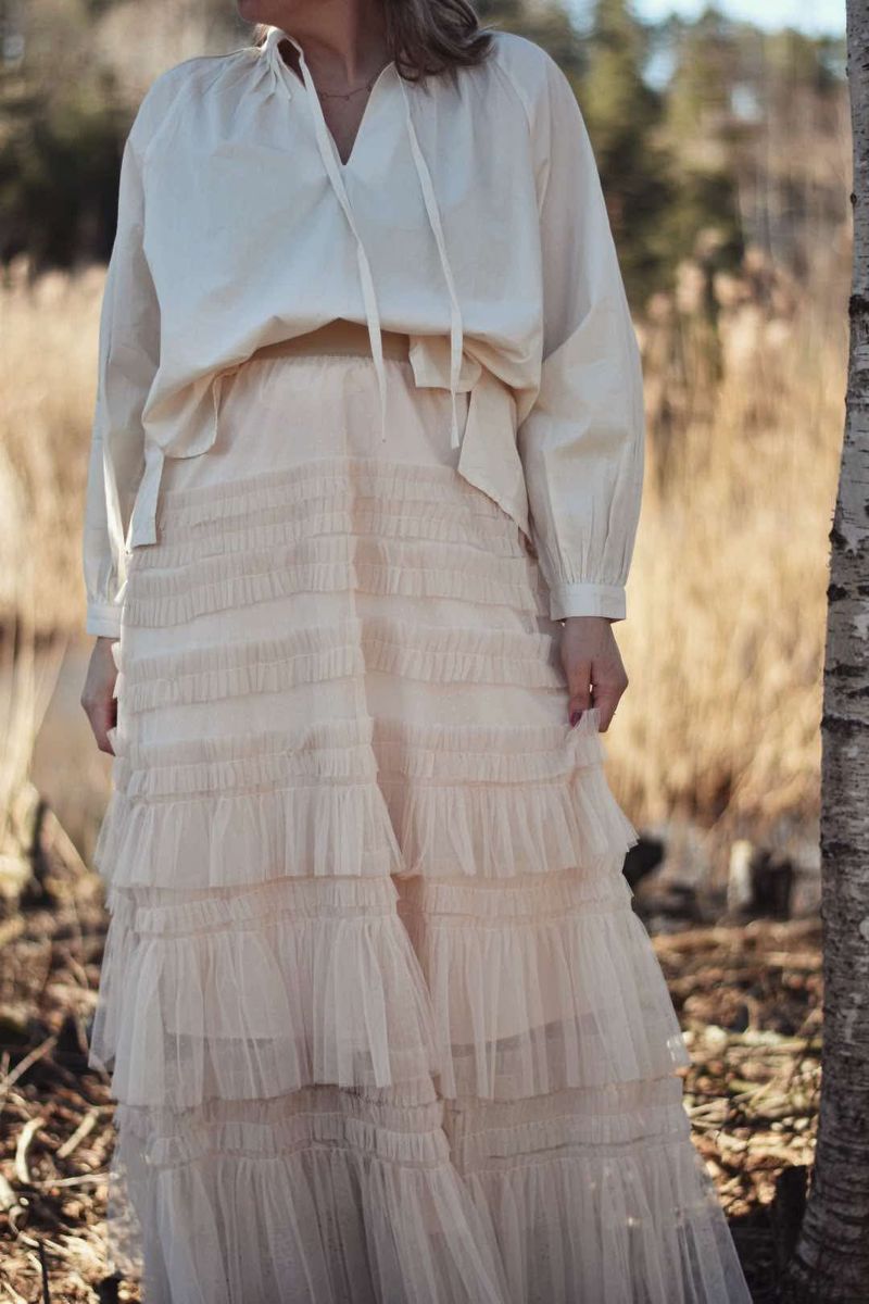 Beige - Tulleskjørt m/ petite dots
