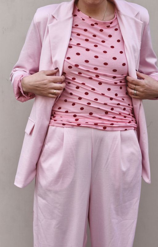 Rosa/Rød - Dot Elissa Genser
