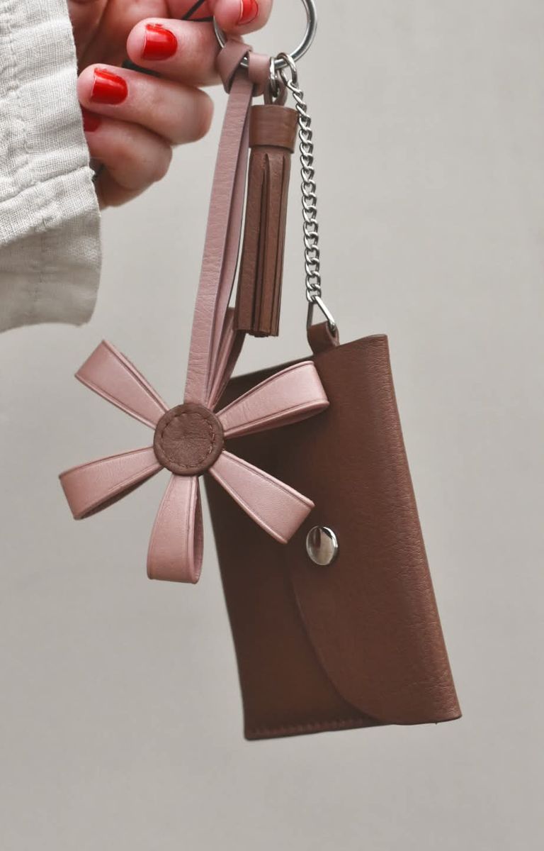 Brun - Nela Veskepynt